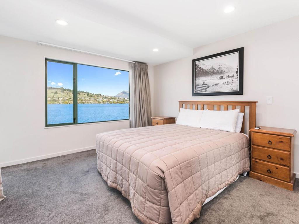 Lakefront Living At Remarkables Retreat - Unit 4 Κουίνσταουν Εξωτερικό φωτογραφία