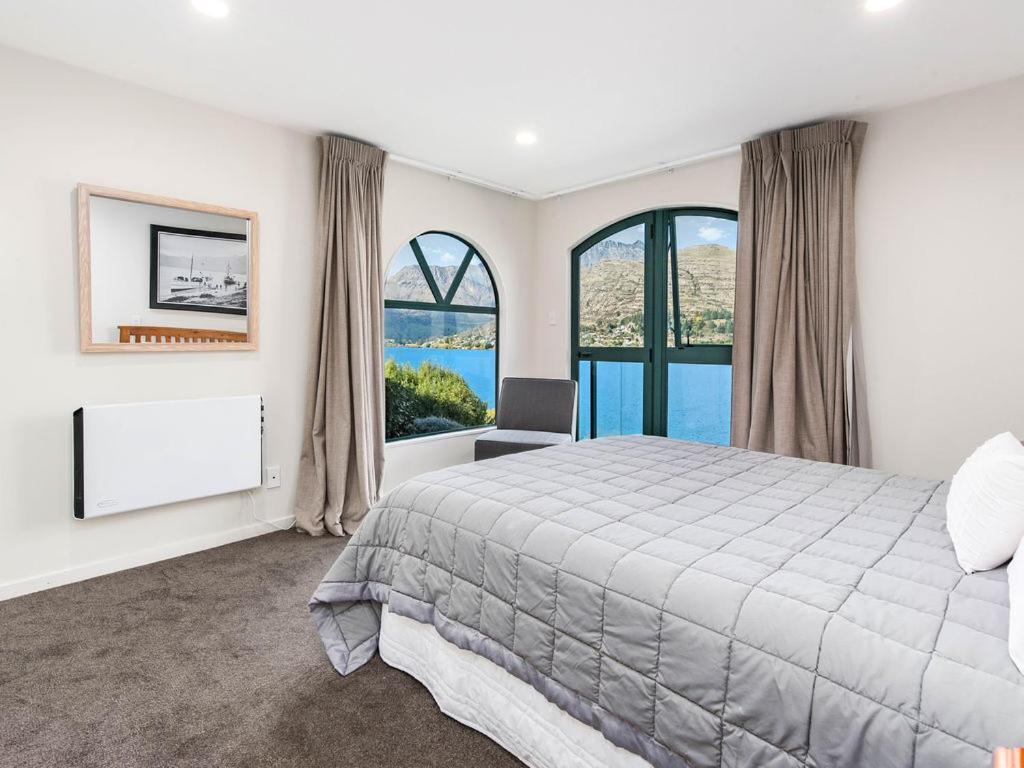 Lakefront Living At Remarkables Retreat - Unit 4 Κουίνσταουν Εξωτερικό φωτογραφία